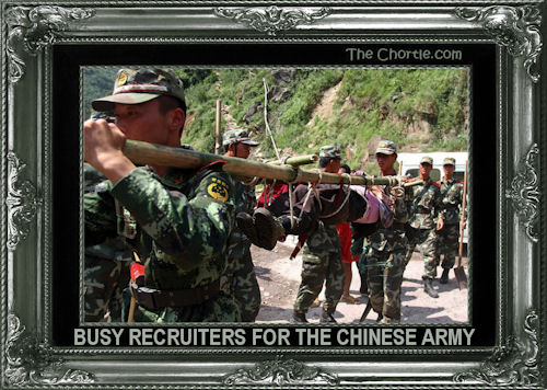 Busy recruiters for the Chinese army