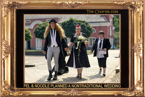 Pel & Noodle planned a nontraditional wedding